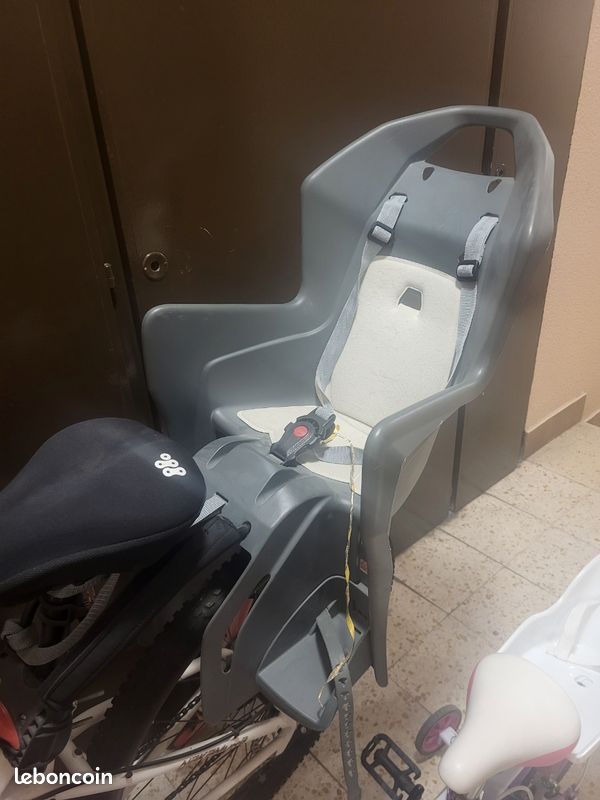 Porte bébé vélo (image 1)