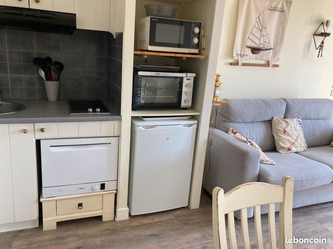 Appartement dans résidence avec piscine (image 5)