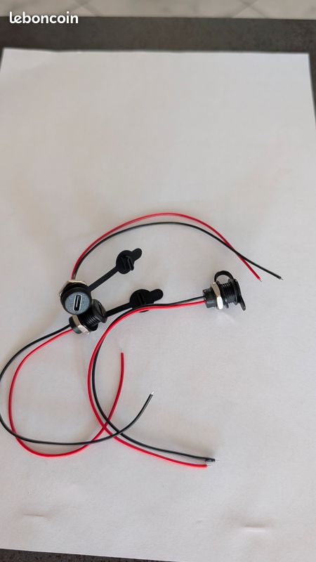 Lot de 3 Prises femelle USB Type C étanche (image 2)