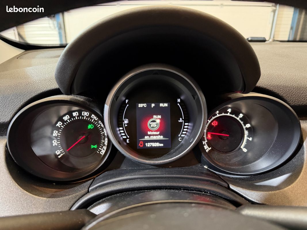 FIAT 500X 1.4 MultiAir 140 ch DCT Cross+ / CUIR / U CONNECT / VOLANT CHAUFFANT / SIEGES CHAUFFANTS (image 14)