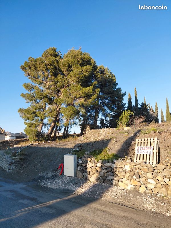 Parcelle viabilisée de 553m2 · à Cases-de-Pène · 108 000 €