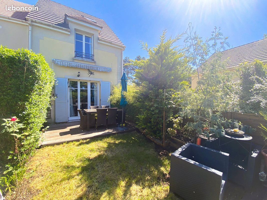 Maison 4 pièces 64 m² · à La Queue-en-Brie · 64 m² · 293 000 €