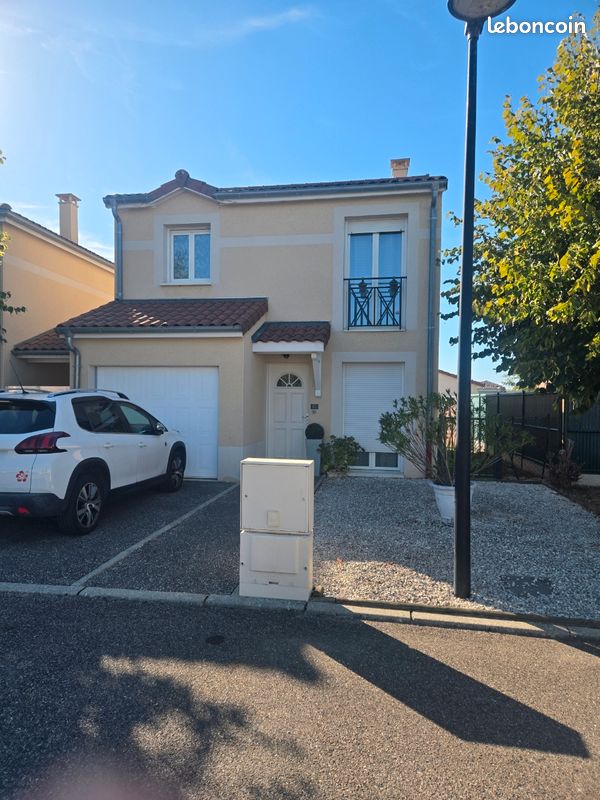 Maison 4 pièces 81 m² · à Loyettes · 81 m² · 277 000 €