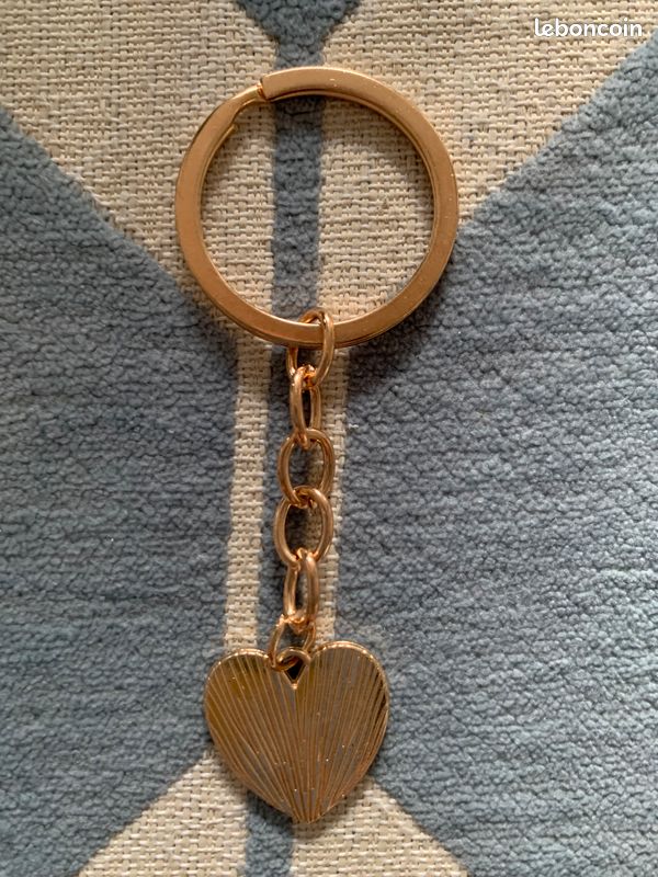 Porte-clés Vintage Plaqué Or En Forme De Cœur - Neuf Avec étiquettes