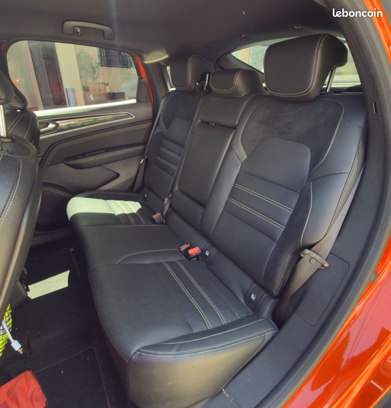 RENAULT ARKANA 1.6 E-TECH 145H FULL-HYBRID BVA ENGINEERED - 1ER MAIN - ENTRETIEN CONSTRUCTEUr (image 13)