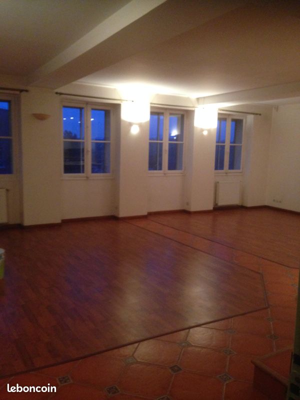 Appartement 5 pièces 137 m² · à Lisieux · 137 m² · 750 €/mois