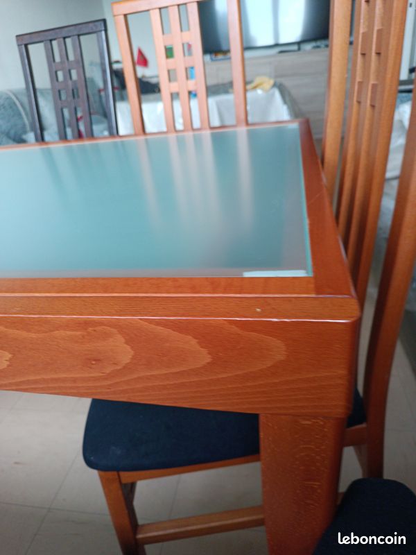 Vendre table avec rallonge et 6chaise (image 3)