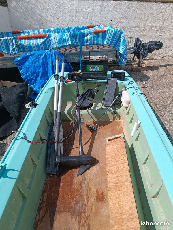 Barque tabur double coque (image 2)