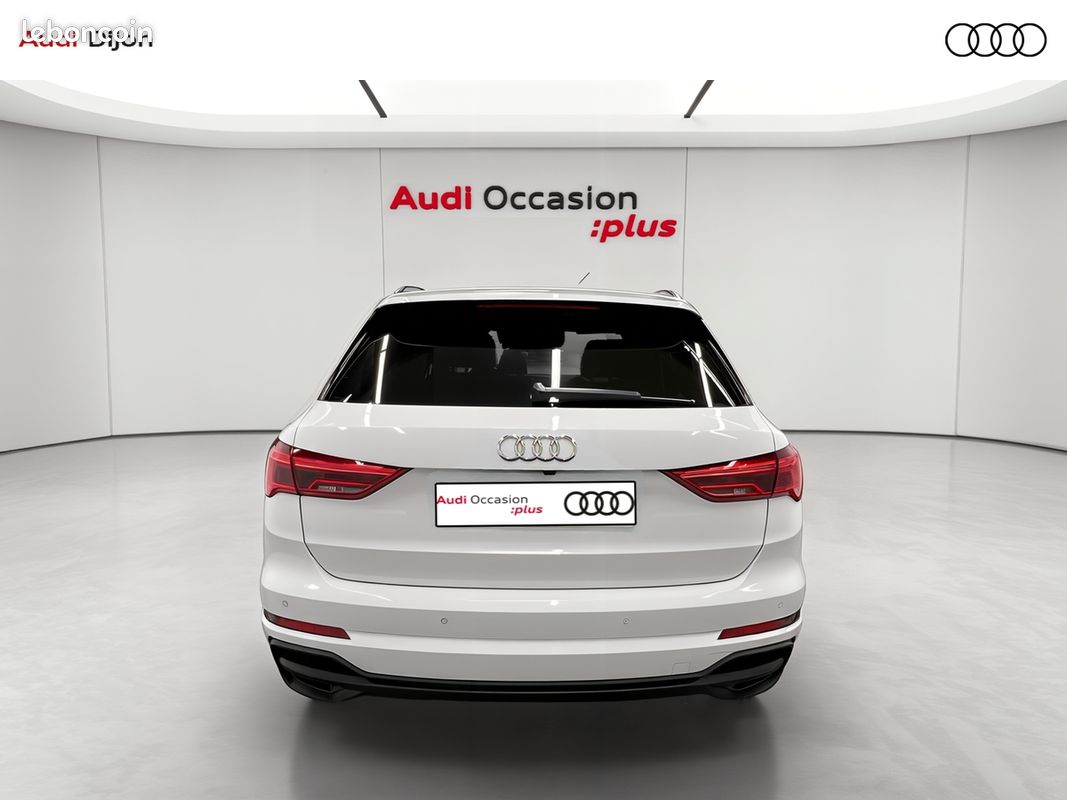 AUDI Q3 45 TFSIe 245 ch S tronic 6 S line (image 4)