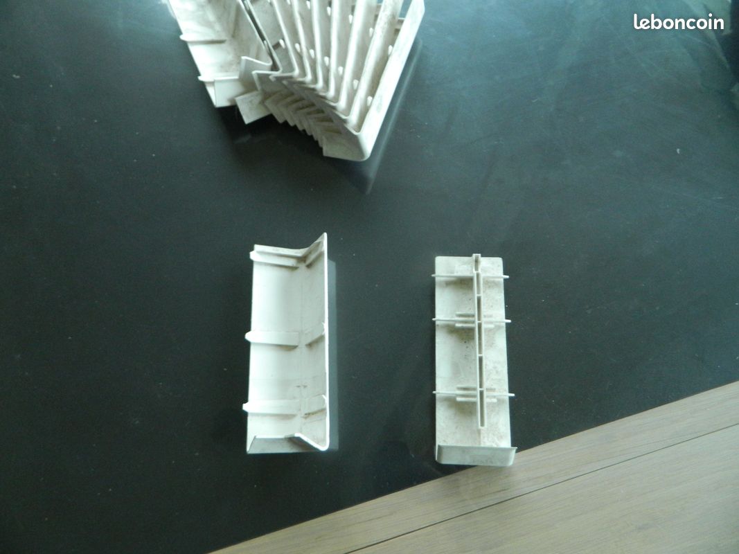 Angle pvc exterieur pour bandeau (image 2)