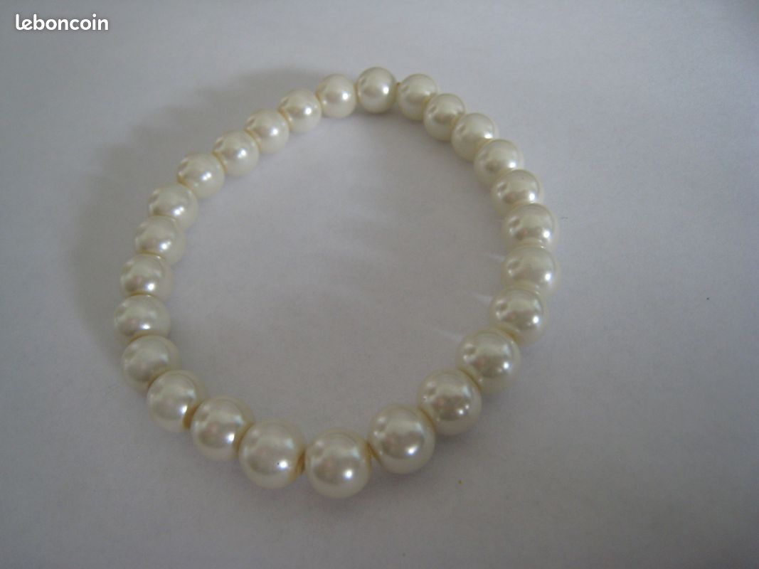 Bracelet élastique vintage en fausse perles de culture nacrée blanches tbe (image 3)