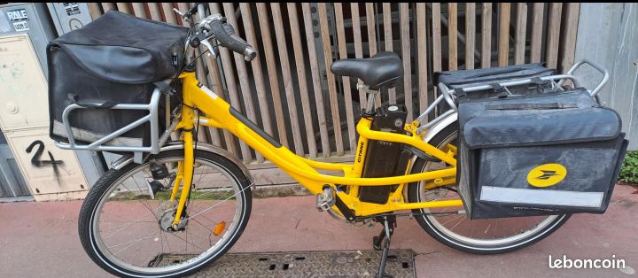 Vélo cargo électrique (image 1)