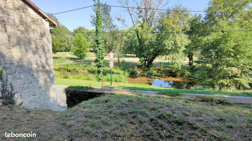 Maison 75 m² · à Civray · 75 m² · 25 000 €