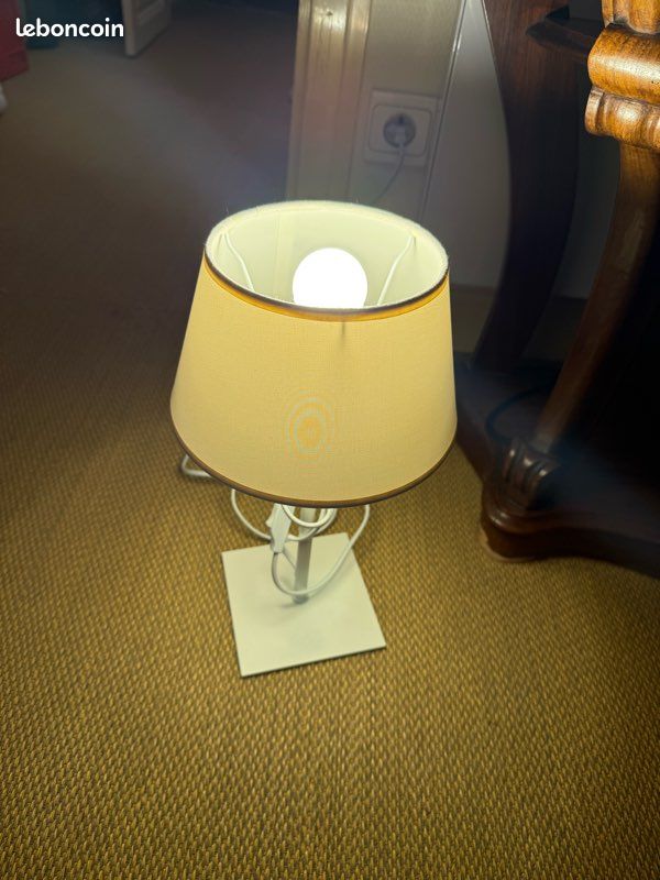 Lampe de chevet (image 2)