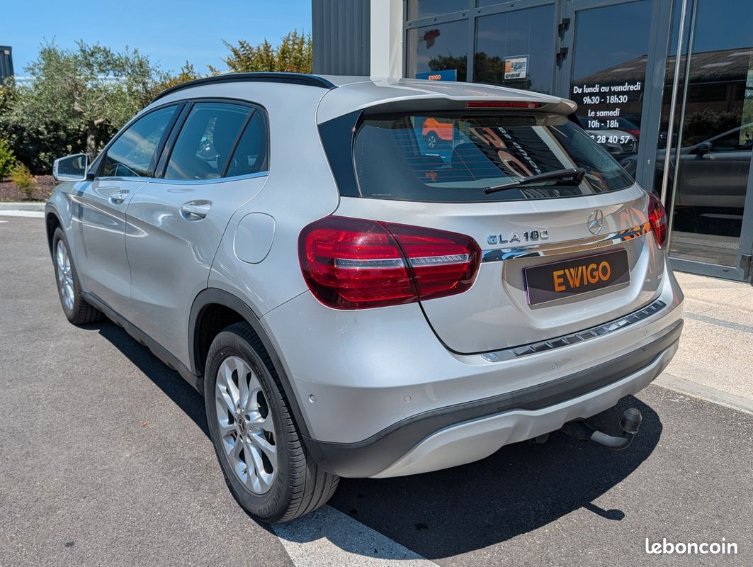 MERCEDES-BENZ CLASSE GLA 1.6 180 7-G DCT INSPIRATION 120CH - RADAR AV/Ar (image 18)