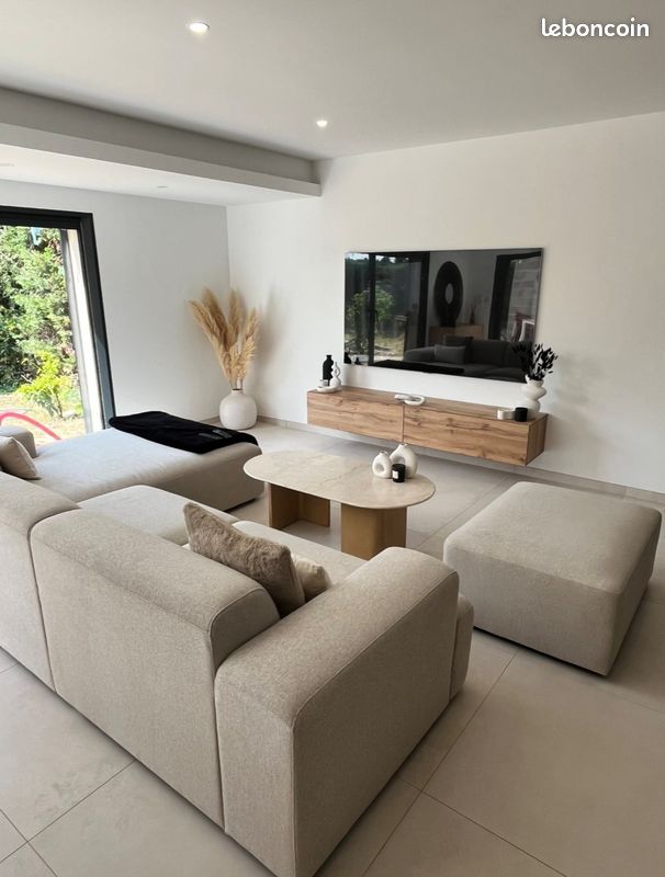 Maison 4 pièces 125 m² · à Morières-lès-Avignon · 125 m² · 2 300 €