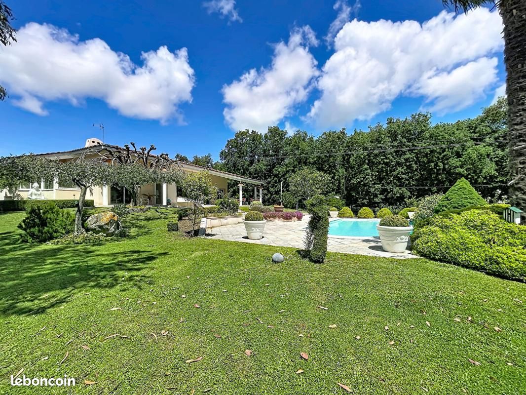 Maison 7 pièces 200 m² · à Plaisance-du-Touch · 200 m² · 1 050 000 €