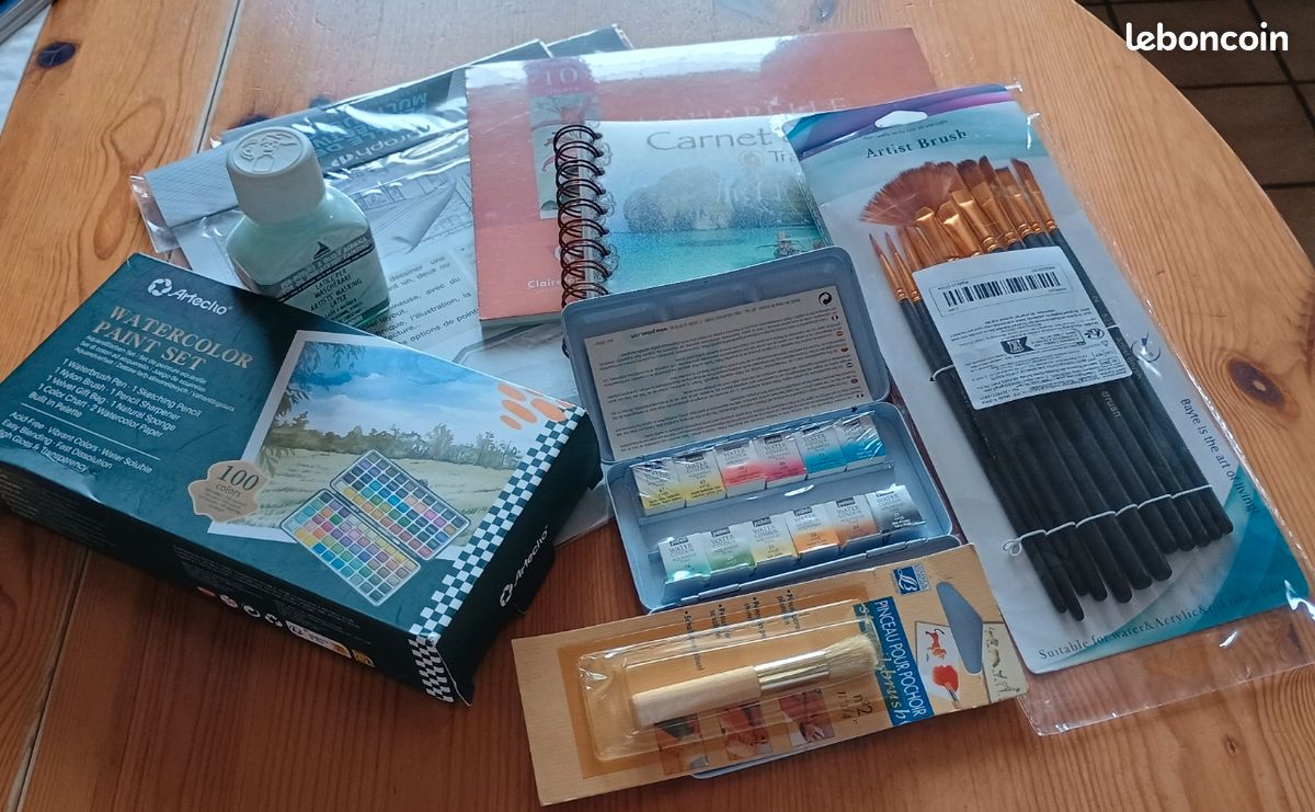 AQUARELLE set NEUF Pinceaux - Godets - Papier et autres articles (image 1)