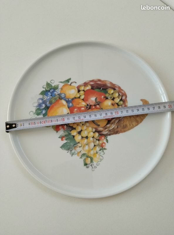 Vintage - Ancienne grande assiette plat à tarte en porcelaine - Chêne Saint Louis
Décoration fruits (image 4)