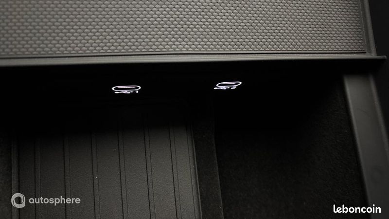 Audi Q8 60 TFSI e 490ch Compétition quattro Tiptronic 8 (image 30)
