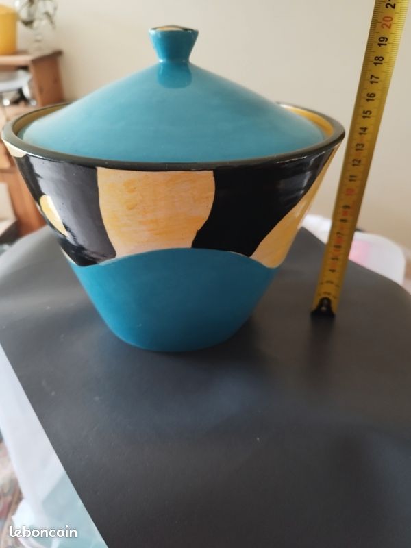 Joli pot avec couvercle (image 3)