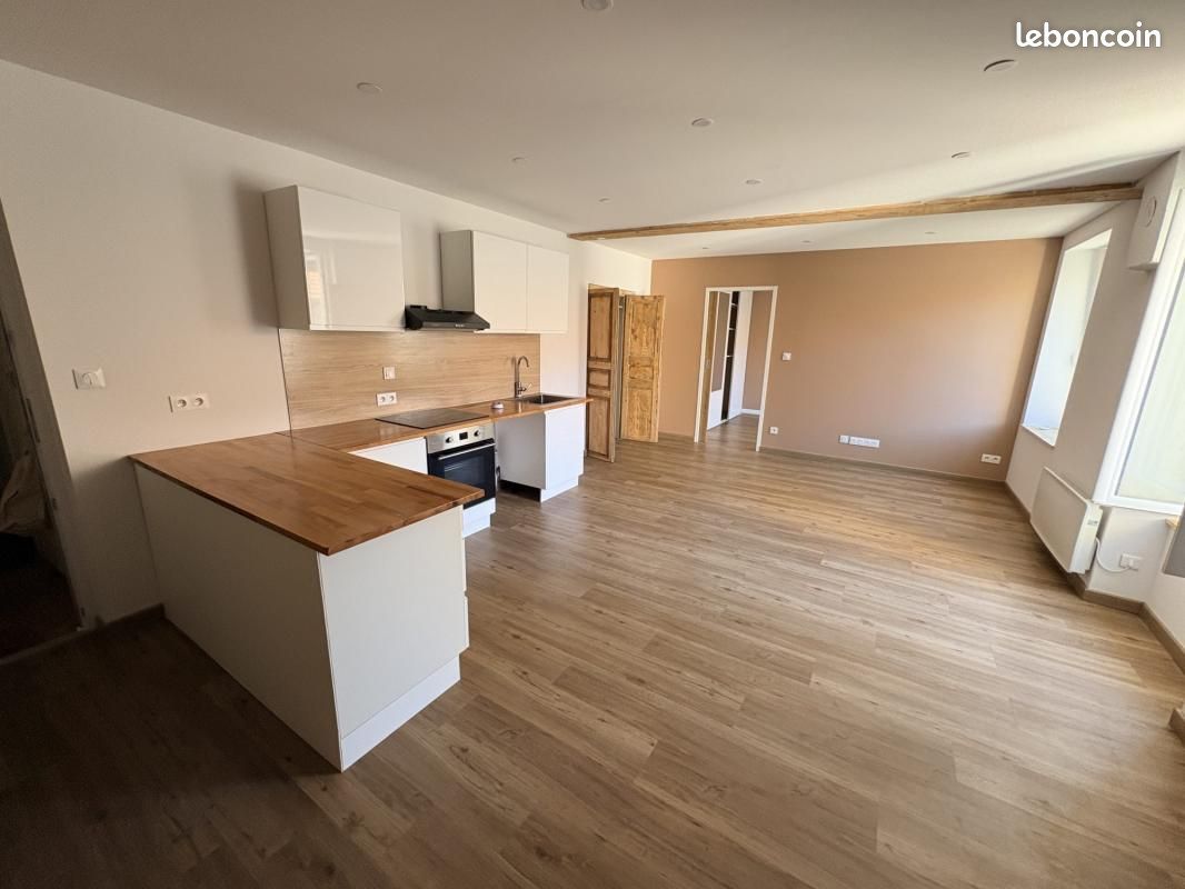 Appartement 2 pièces 48 m² · à Saint-Jean-en-Royans · 48 m² · 600 €/mois