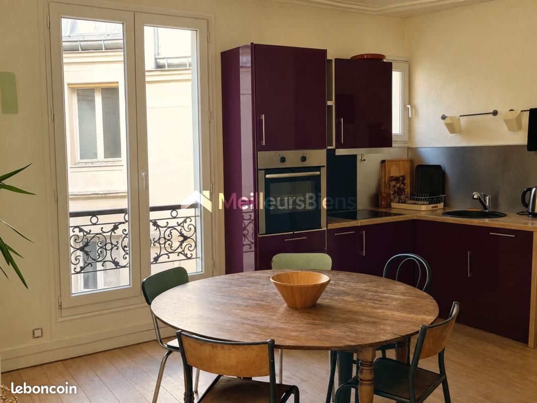 Appartement 3 pièces 49 m² · à Paris 18 · 49 m² · 425 000 €