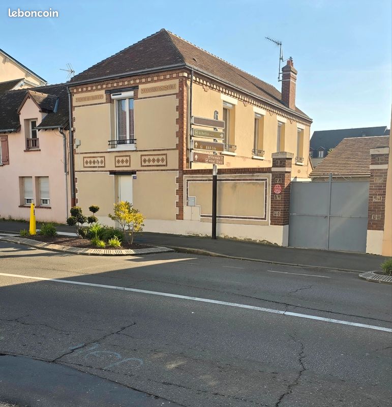 Maison 5 pièces 118 m² · à Dreux · 118 m² · 249 000 €
