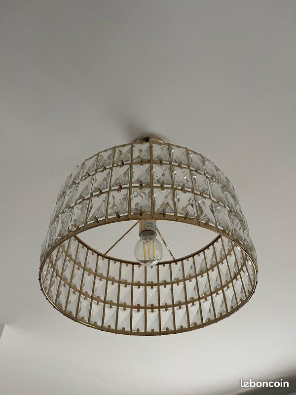 Lustre (image 4)