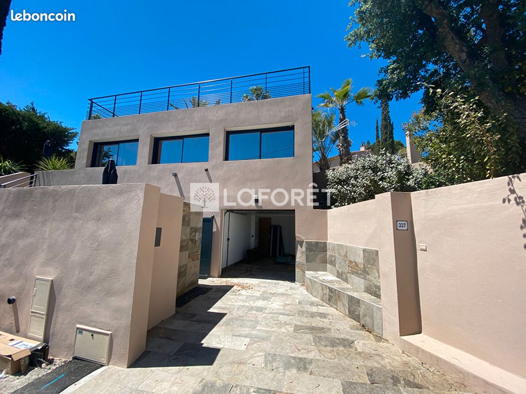 Maison 4 pièces 96 m² · à Fréjus · 96 m² · 3 000 €/mois