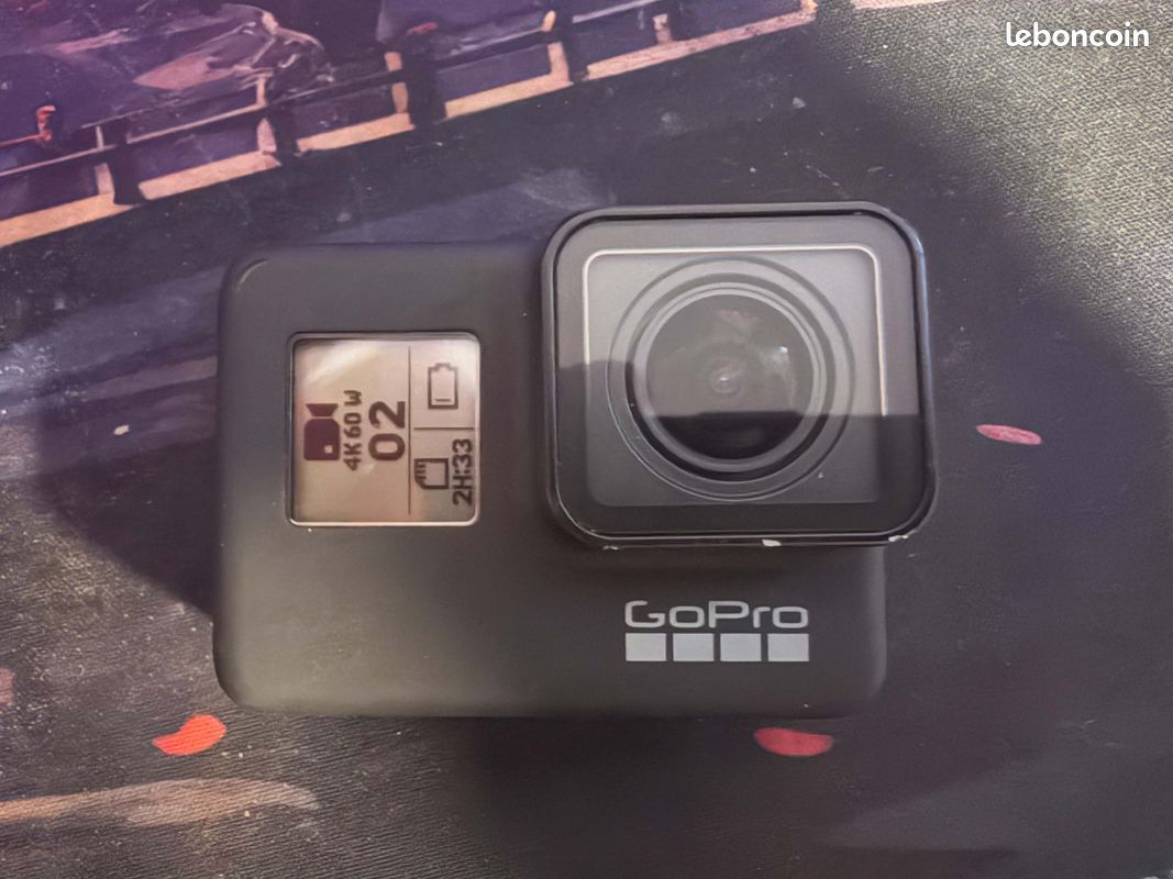 GoPro Hero 7 Black + Micro SD SanDisk Ultra 128Go + 3 batteries avec ...