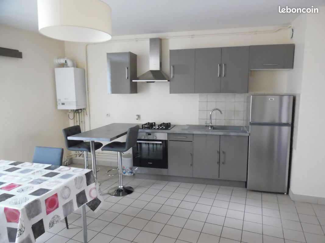 Appartement 1 pièce 33 m² · à Mâcon · 33 m² · 450 €