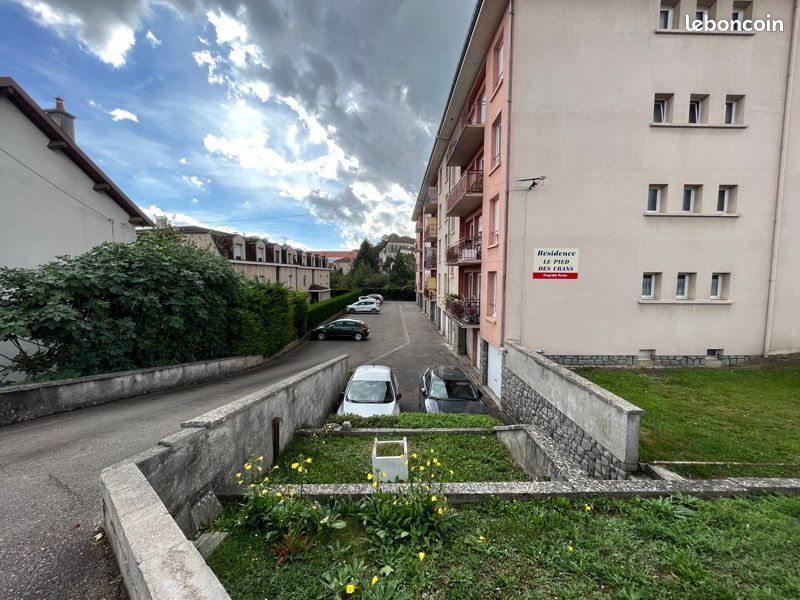 Appartement 4 pièces 74 m² · à Neufchâteau · 74 m² · 600 €/mois