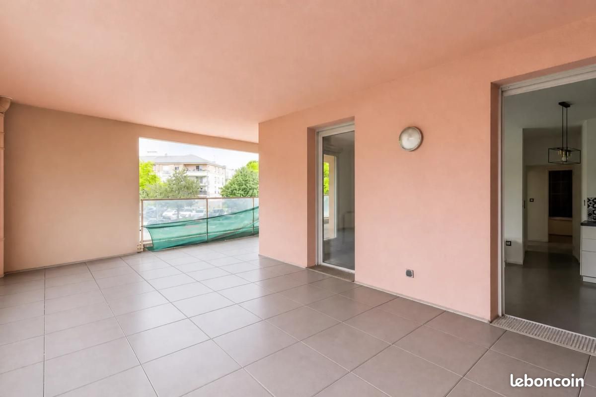 Appartement 3 pièces 55 m² · à Aulnay-sous-Bois · 55 m² · 160 000 €