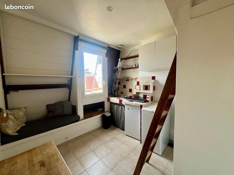 Appartement 1 pièce 10 m² · à Toulon · 10 m² · 475 €