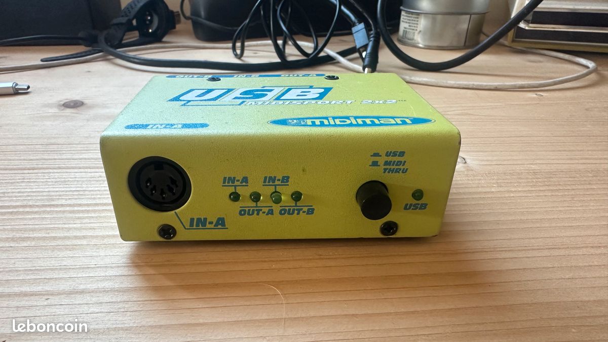 Vends M-Audio Midisport 2x2 (image 1)