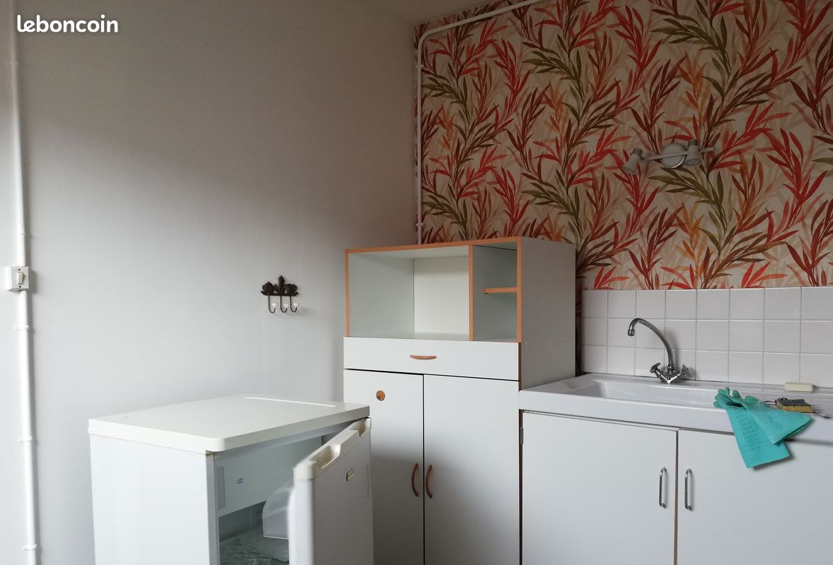 Location appartement T1 - Poitiers 86000 (image principale 1)