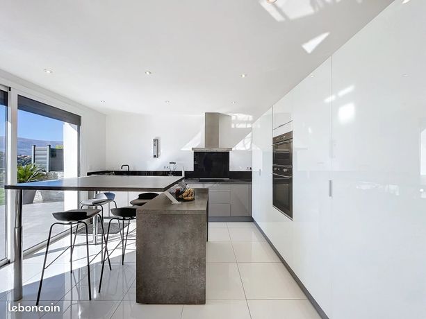 Villa 7 pièces 175 m² — 9