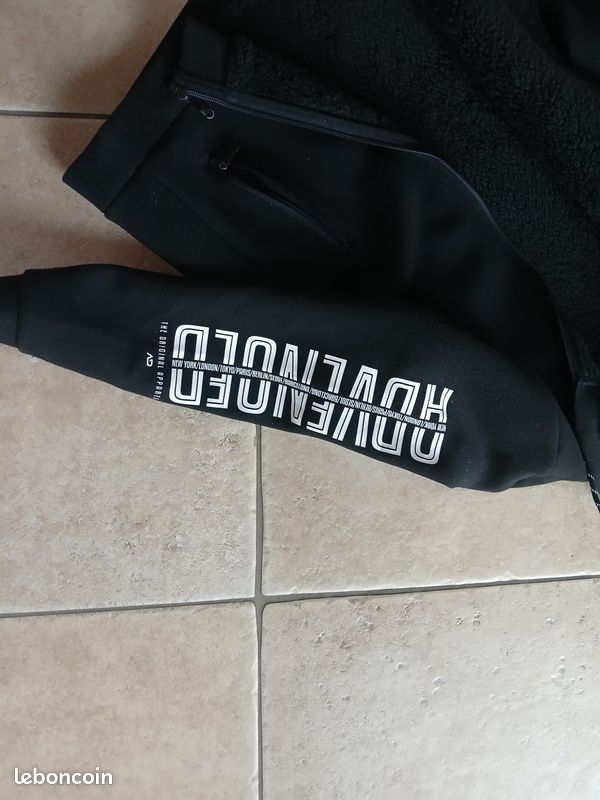 Veste noire fourrée garçon taille XS (11 ans) (image 3)
