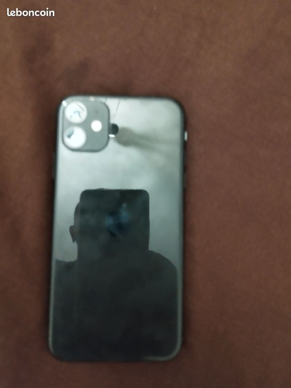 Iphone 11 (image 4)