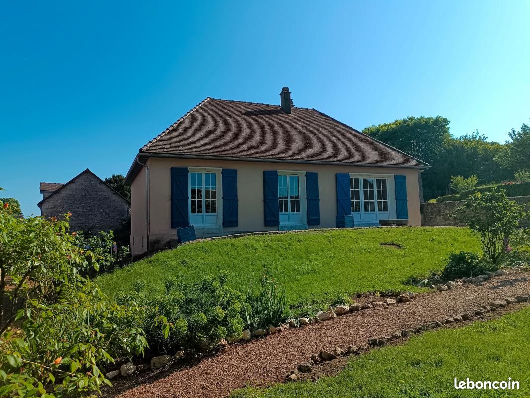 Maison 5 pièces 82 m² · à Villaines-la-Carelle · 82 m² · 655 €/mois