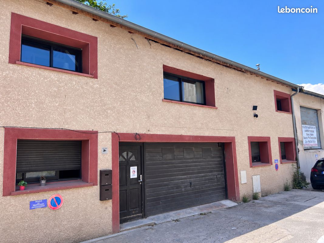 Immeuble 7 pièces 220 m² · à Villeurbanne · 220 m² · 895 000 €