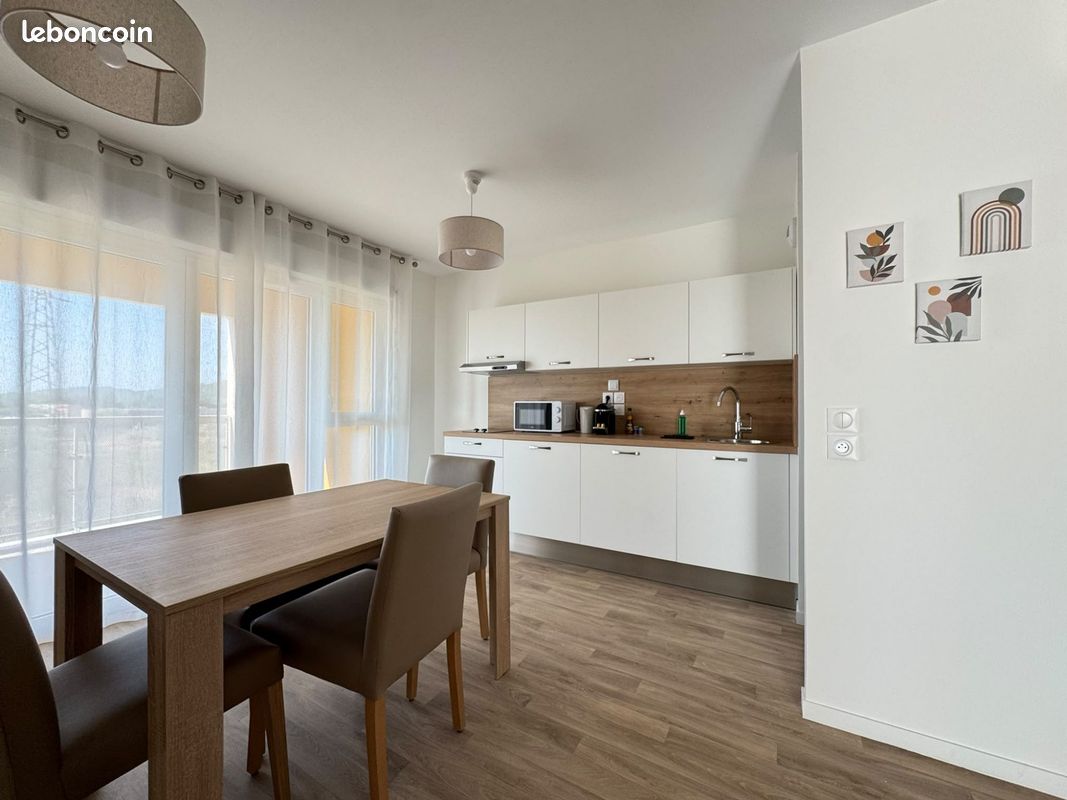Appartement 3 pièces 55 m² · à Guilherand-Granges · 55 m² · 810 €