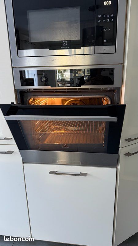 Four encastrable Electrolux (image 1)