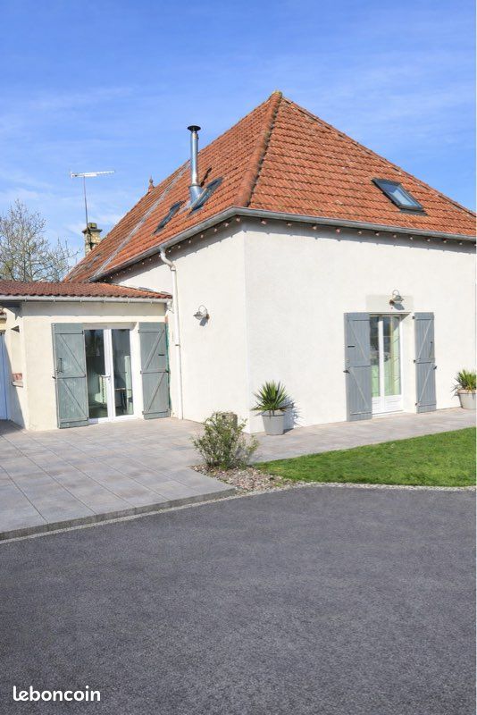 Maison 5 pièces 82 m² · à Charmes · 82 m² · 190 000 €