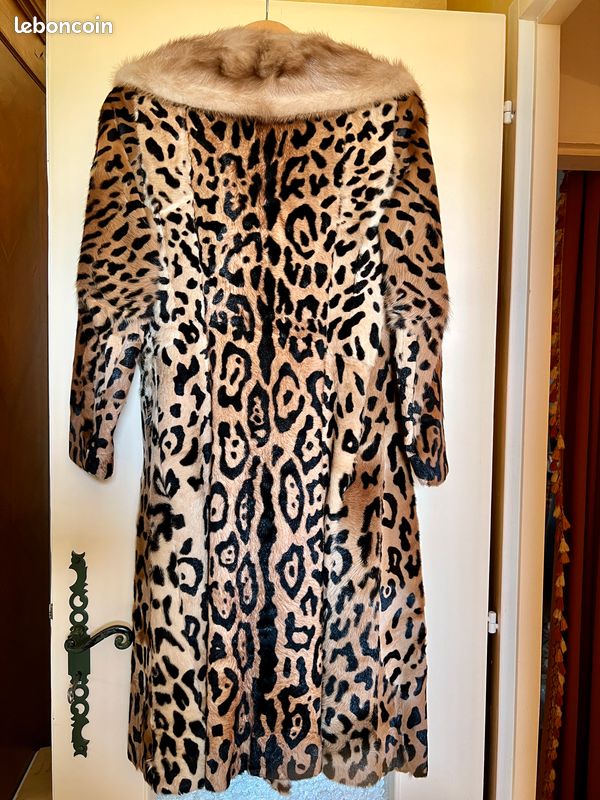 Robe Tailleur Vintage Imprimé Léopard – Manches Longues? – Épaules Rembourrées – Taille M