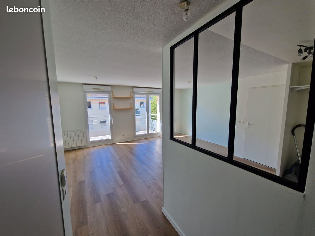 Appartement 2 pièces 50 m² · à Pont-Sainte-Maxence · 49,9 m² · 800 €
