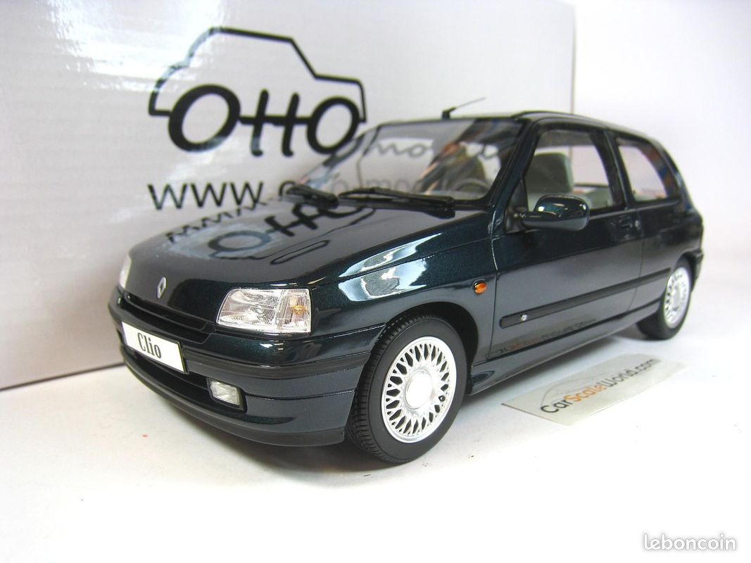 La Renault Clio Williams (1993) avec 420 000 km a été vendue