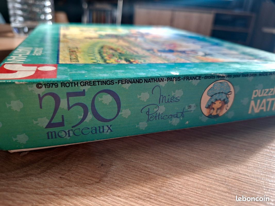 Puzzle Vintage Miss Petticoat 250 Pièces - Roth Greetings / Fernand Nathan (1979) - Occasion