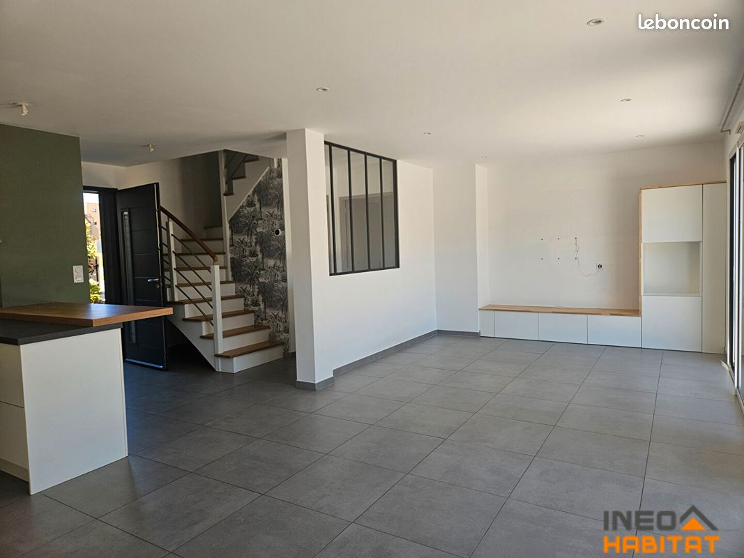 Maison 6 pièces 105 m² (image 2)